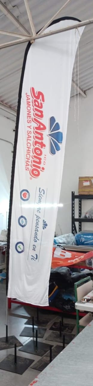 BANDERA 3.5 MTS. ESTRUCTURA BASE PISO