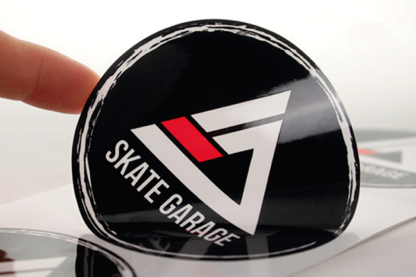 ETIQUETA DE VINIL IMPRESO EN ALTA RESOLUCIÓN LATEX